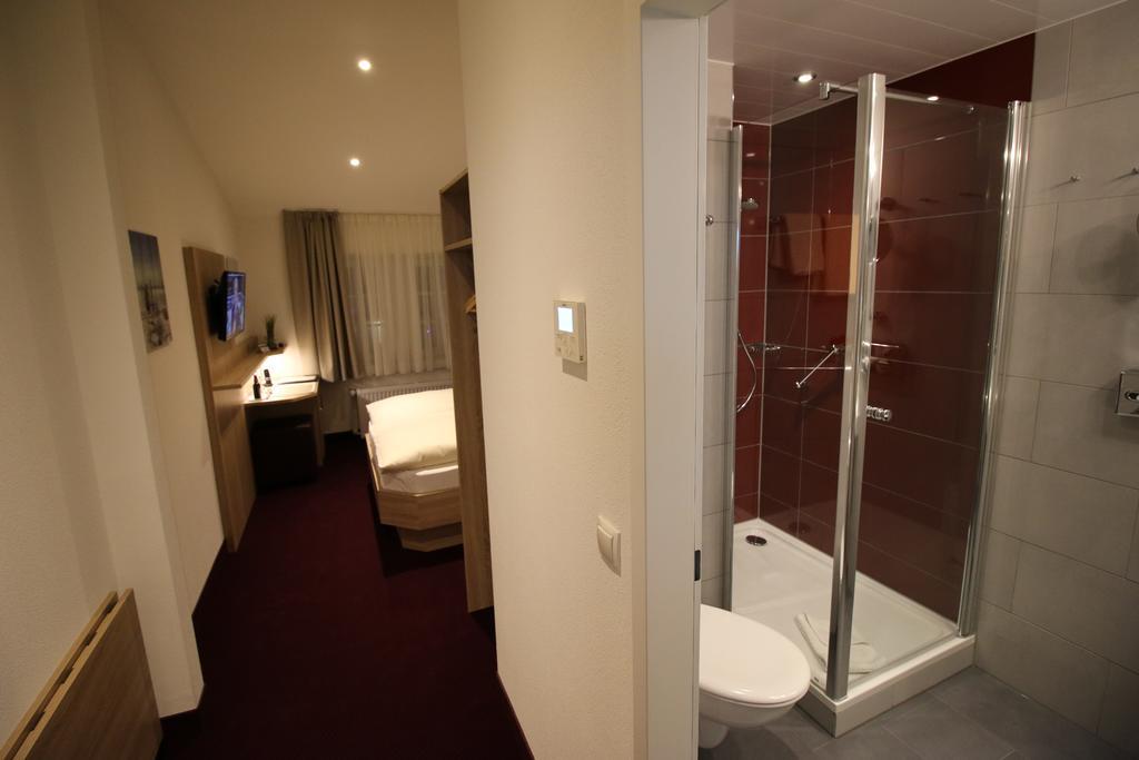 Hotel Zum Adler Bonn Exteriör bild